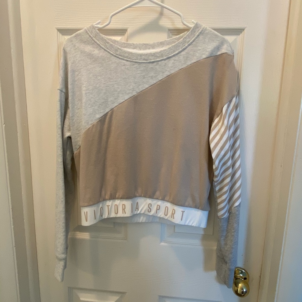 Victoria’s Secret Sport Cropped sweatshirt